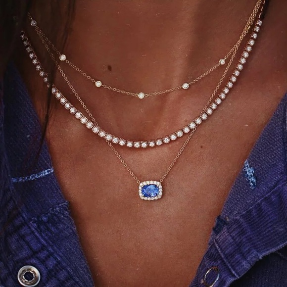Jewelry - 🔵𝟲𝟱%𝗢𝗙𝗙 𝗯𝘂𝗻𝗱𝗹𝗲𝘀 𝟯+🔵 NEW 3 Layered Blue Rhinestone Charm Gold Necklace